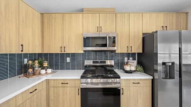 6239 Disruptor St unit 1, North Las Vegas, NV 89031 - photo 5