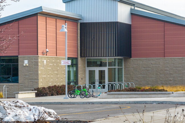 Phil Snowden Elementary features a bike rack in front of the school.