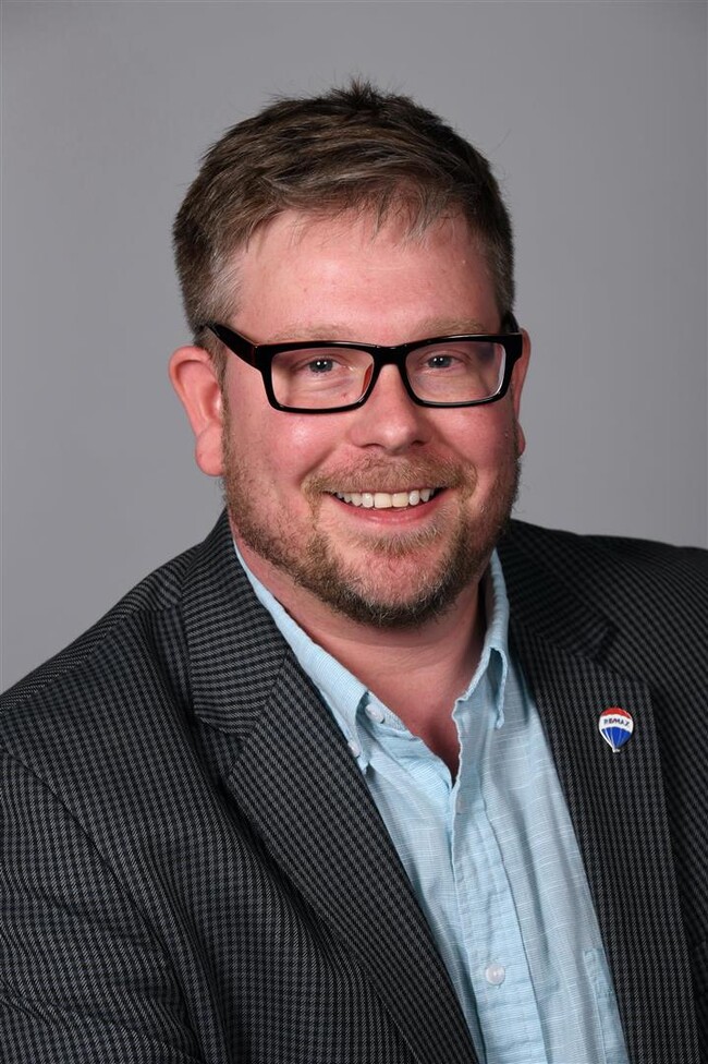 Agent Photo