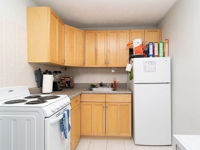 Pictures are representative samples of the advertised unit. In some cases, the actual units you tour