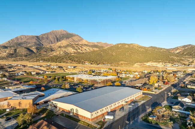 Your kids will enjoy learning in the inspiring atmosphere of Juab High School.