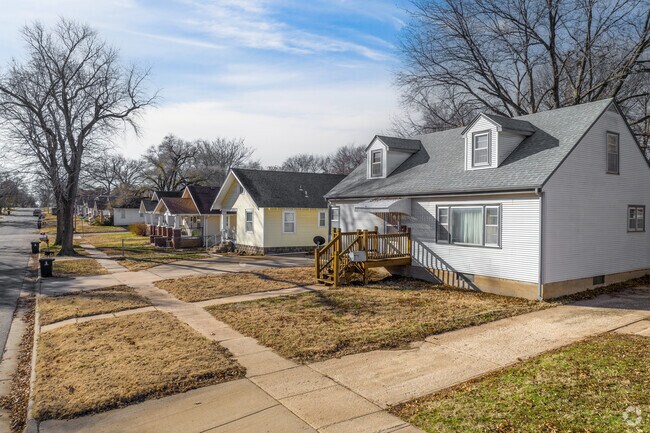 Bungalow homes are very common in El Dorado.