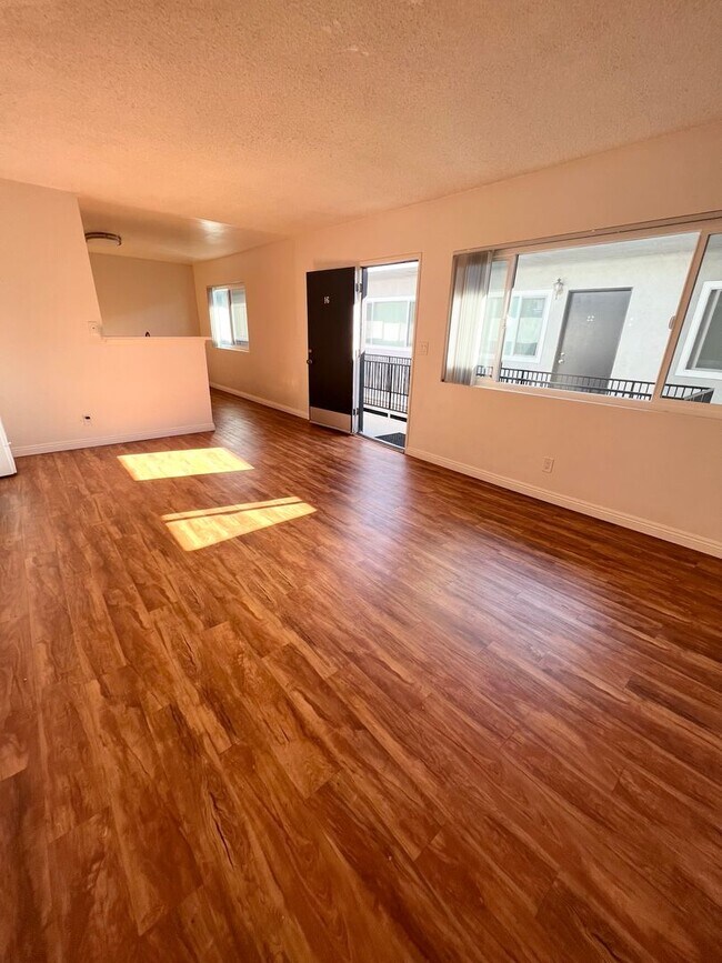 Welcome to the Beautiful Cameo Apartments in Prime Torrance, Torrance, CA 90503 - photo 3