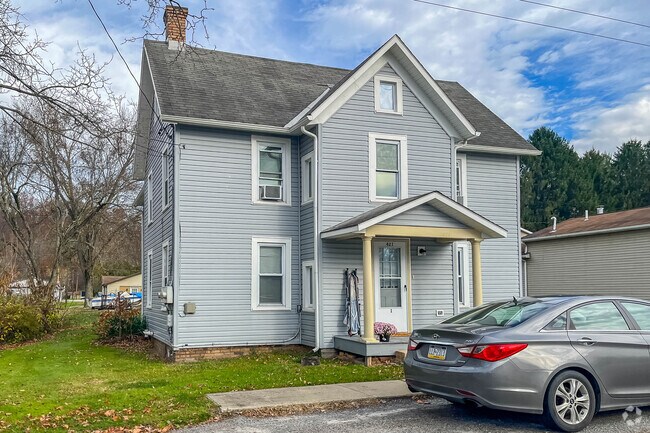 Most homes in Darlington Township were built in the 20th century.