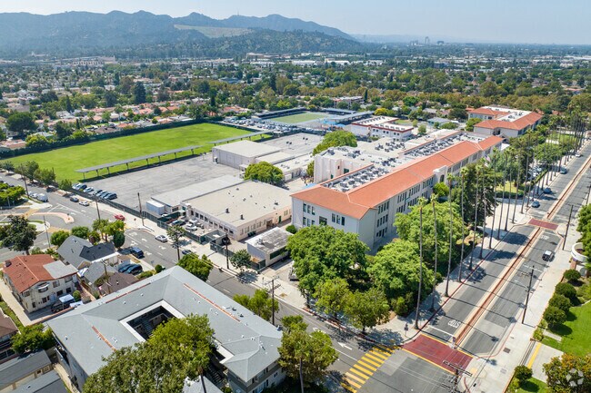 In this school complex, Eleanor J. Toll Middle School can be found.