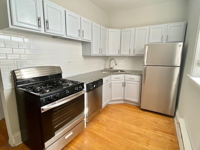 3917 N Southport Ave unit 3E, Chicago, IL 60613 - photo 2