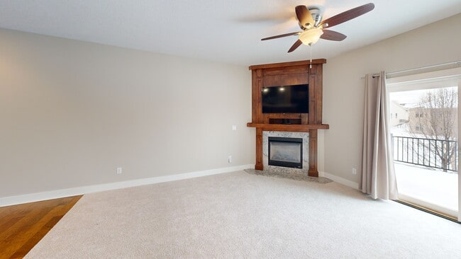 406 NW Beaverbrooke Blvd, Grimes, IA 50111 - photo 3