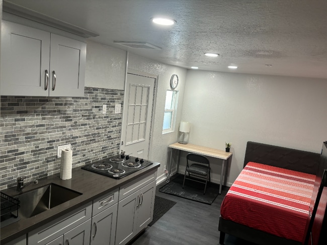 37701 Madera Ct, Fremont, CA 94536 - photo 3