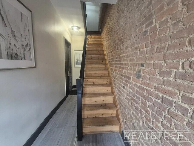2344 Pacific St unit 3, Brooklyn, NY 11233 - photo 5