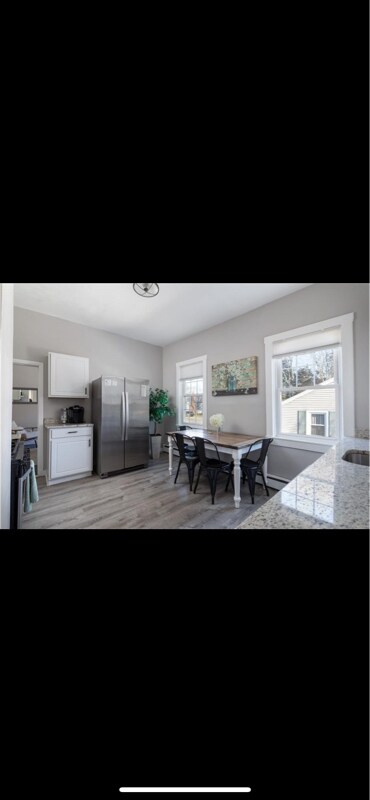 38 Collins St unit A, Bristol, RI 02809 - photo 5