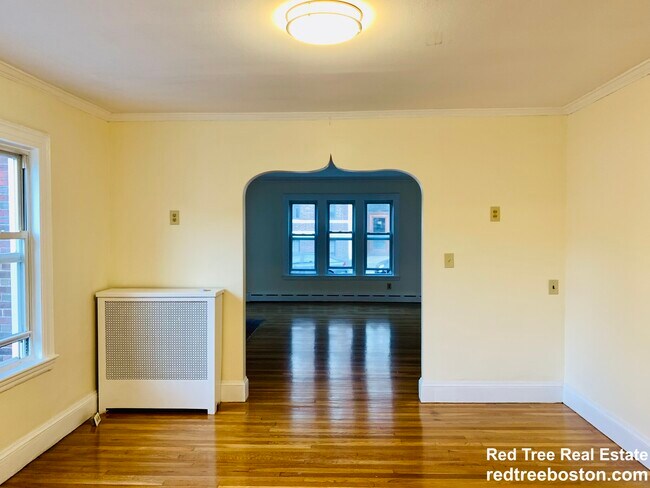 113 Lanark Rd unit 1, Brighton, MA 02135 - photo 5