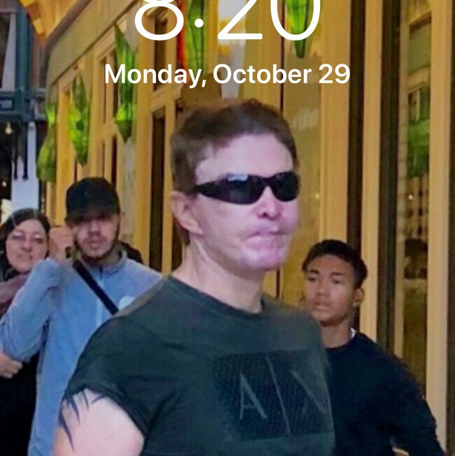 Agent Photo
