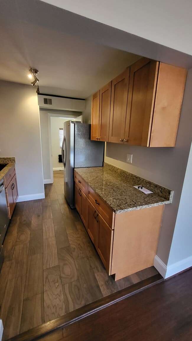 1231 Penn St NE unit 4, Washington, DC 20002 - photo 4