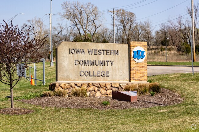 Iowa Western Community College is just minutes from Valley View.