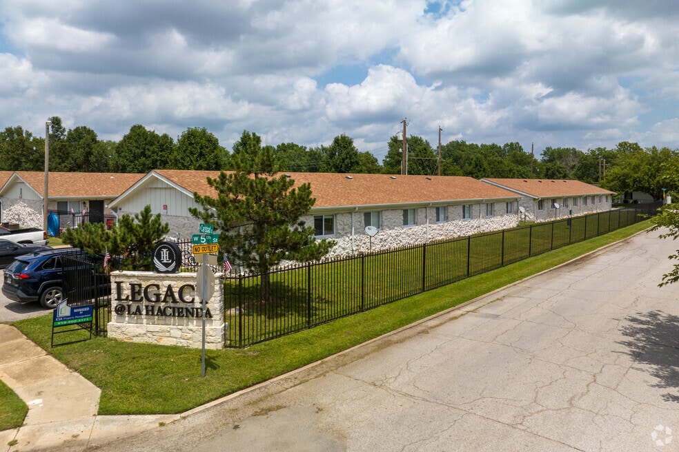 Legacy @La Hacienda, Owasso, OK 74055 - photo 1