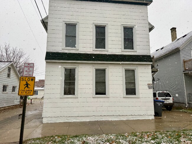 1413 N 11th St unit A, Sheboygan, WI 53081 - photo 2