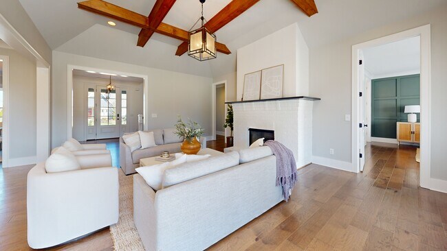 6625 Flushing Dr, College Grove, TN 37046 - photo 2