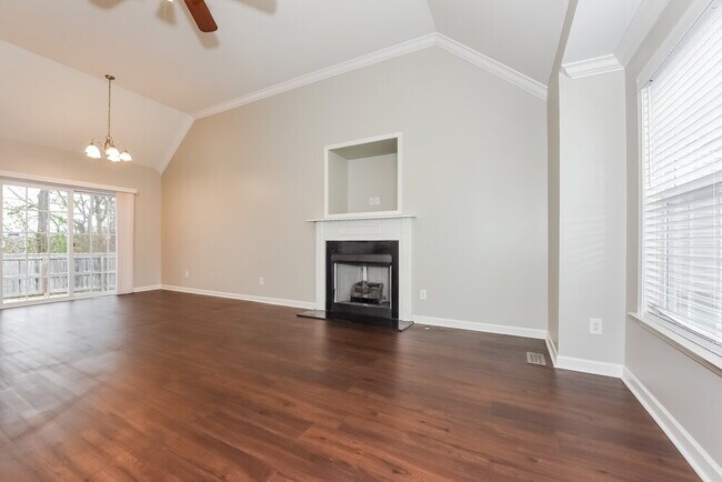 1046 Golf View Way, Spring Hill, TN 37174 - photo 4