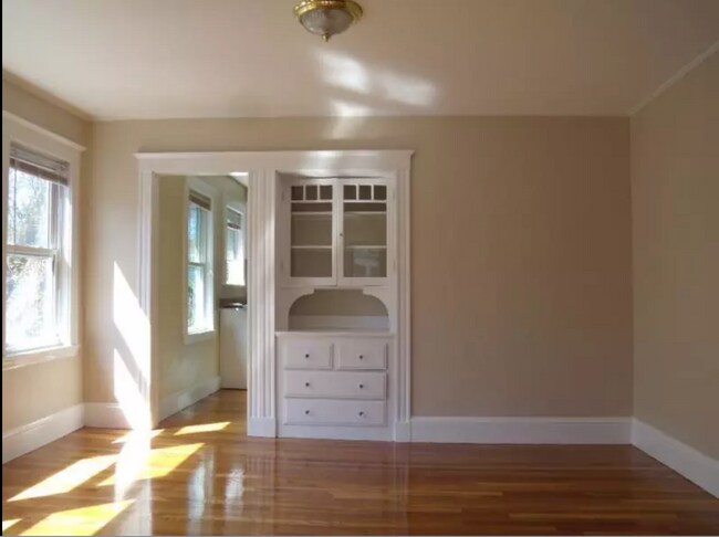 47 Standish St unit 2, Cambridge, MA 02138 - photo 7