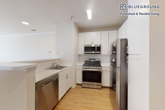 10306 Strathmore Hall St unit FL3-ID8695A, North Bethesda, MD 20852 - photo 4