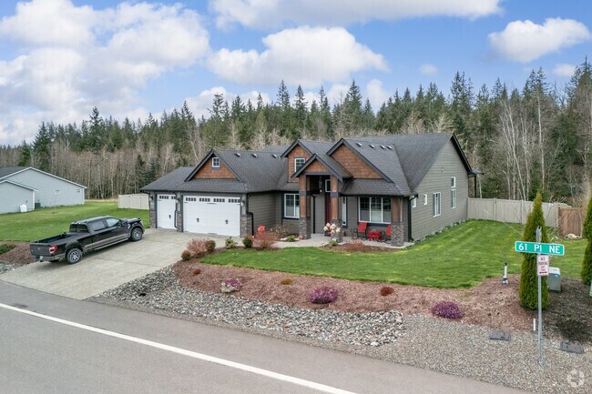 This ranch-style home in Lake Bosworth is the perfect blend of comfort and charm.