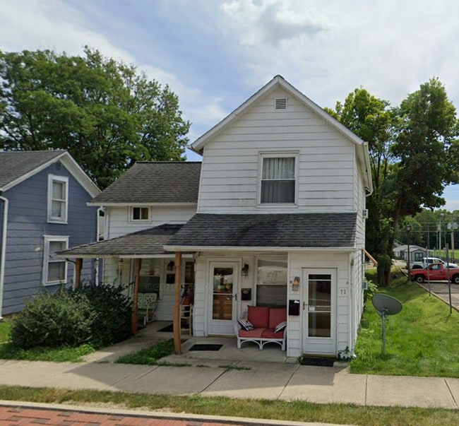 69-73 W Columbus St, Pickerington, OH 43147