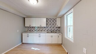 3063 W 47th St, Cleveland, OH 44102