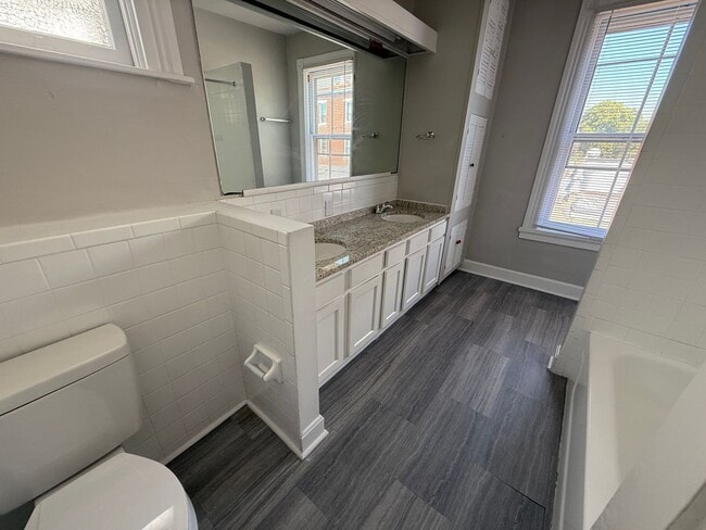 112 W Nixon St, Cincinnati, OH 45220 - photo 3