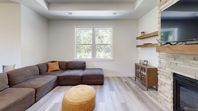 28252 S Dalmatian Rd, Mulino, OR 97042 - photo 2