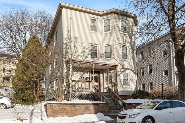 11 Mars St unit 1, Worcester, MA 01607 - photo 3