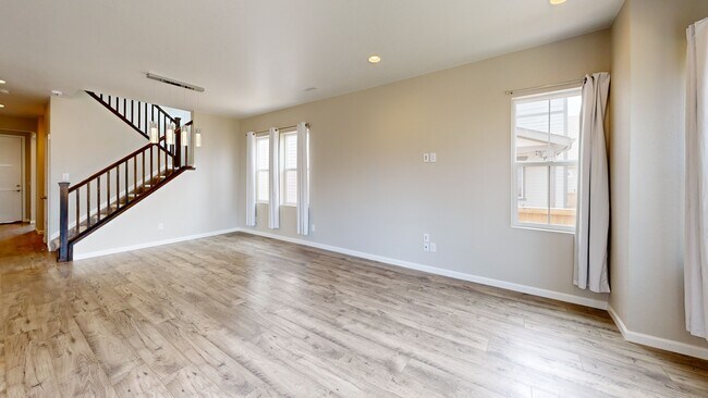 27891 E 7th Ave, Aurora, CO 80018 - photo 2