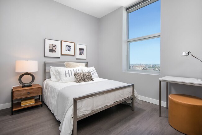 1000 South Clark, Chicago, IL 60605 - photo 5