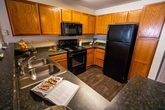 17701 Halton Park Dr, Charlotte, NC 28262