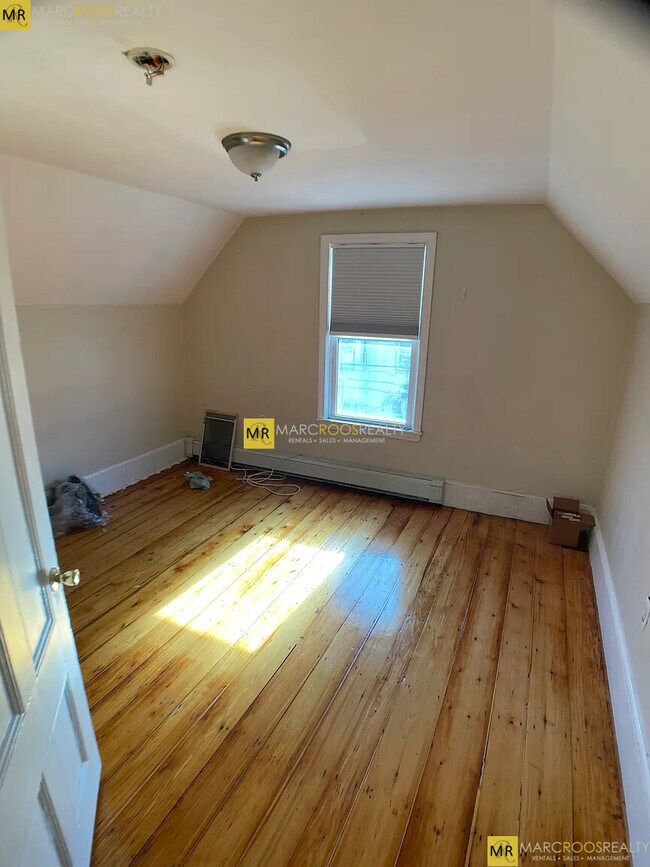 67 Flint St unit 2, Somerville, MA 02145 - photo 3