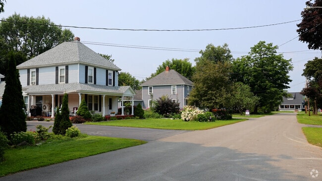 NH_Newport_554330_P2_V1_EP_092424