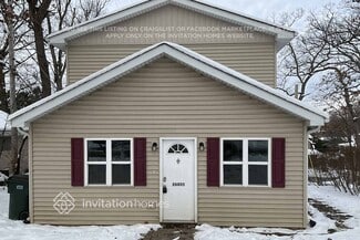 26805 Circle Dr S, Mundelein, IL 60060