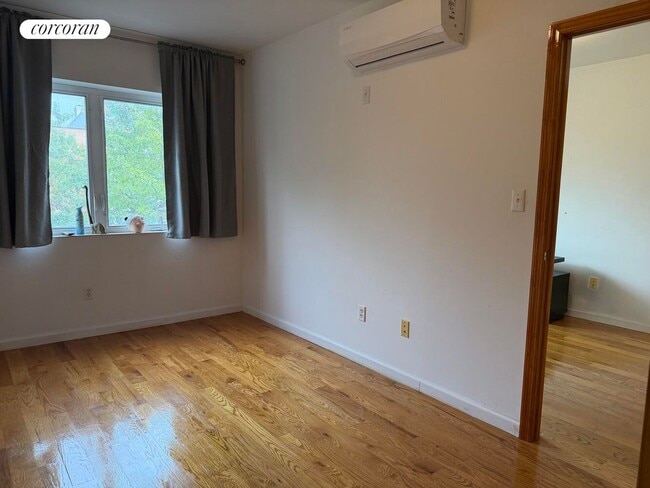 342 53rd St, Brooklyn, NY 11220 - photo 5