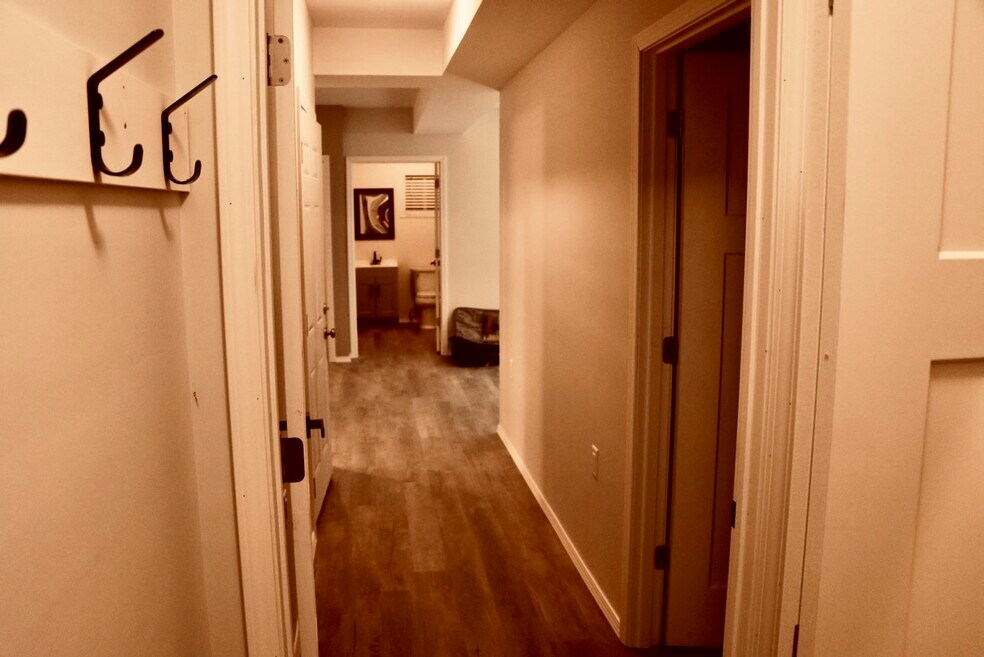 100 Forest St unit 102, Buhl, MN 55713 - photo 1