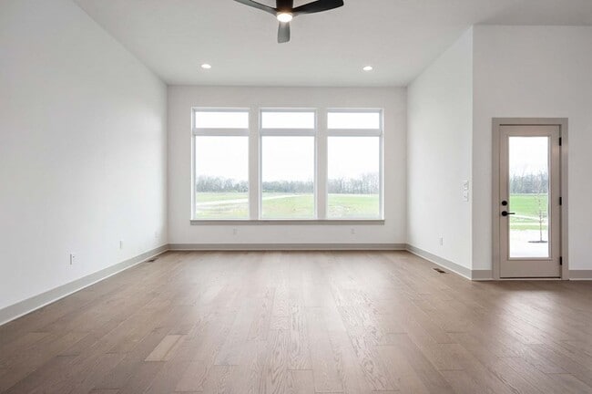 15976 Forewood Ln unit 36499219, Fishers, IN 46037 - photo 5