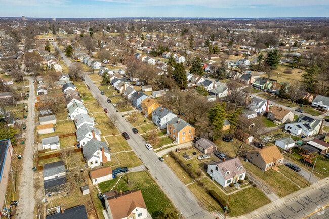 Deshler Park is a small urban neighborhood less than 4 miles southeast of downtown Columbus.