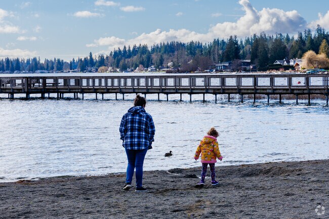 Lakewood residents can enjoy taking their little ones to Lake Goodwin Community Park.