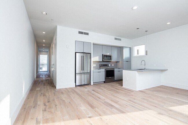 1530 Felicity, New Orleans, LA 70130 - photo 4