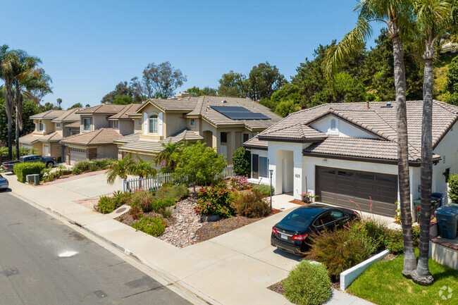 There are brand new build 3-5 bedroom homes in the Barham Discovery Community.