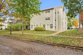 508 W White St, Champaign, IL 61820