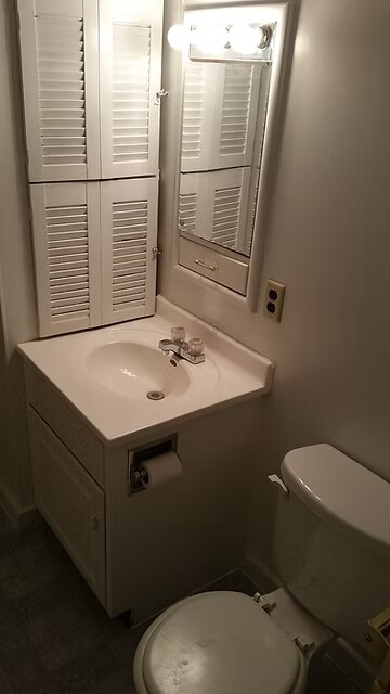 413 1st St SW, Chisholm, MN 55719 - photo 4