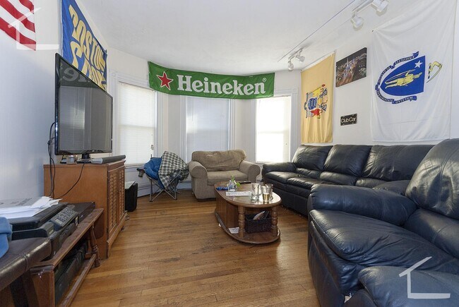 69 Ashford St unit 2, Allston, MA 02134 - photo 2