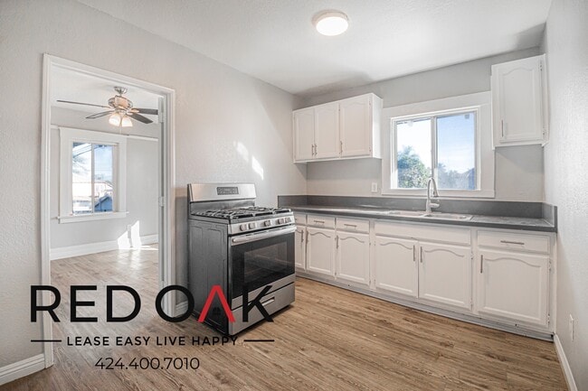 227 E 52nd St unit 7, Los Angeles, CA 90011 - photo 4