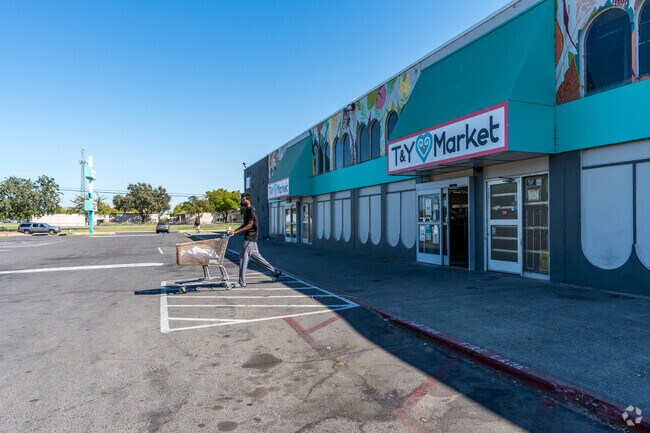 T&Y Market is an international market with products and flavors from around the globe.