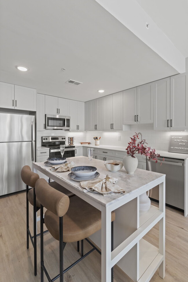 918-980 N Delaware Ave, Philadelphia, PA 19123