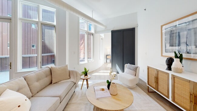 1700 Kalorama Rd NW unit 310, Washington, DC 20009 - photo 2